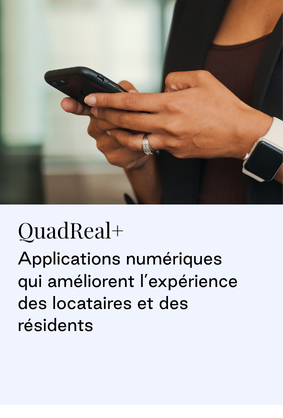 Gros plan d’une personne utilisant un téléphone intelligent et portant une montre connectée. QuadReal+ : applications numériques qui améliorent l’expérience des locataires et des résidents.